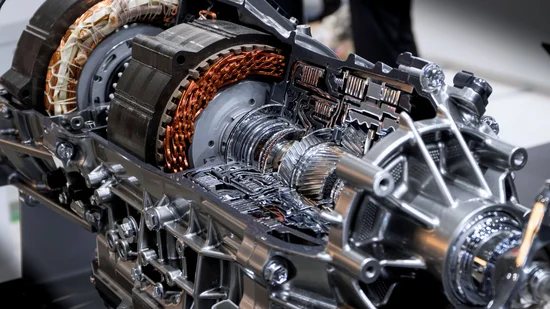 Automatisierte Produktion des Antriebsstrangs für Elektromotoren